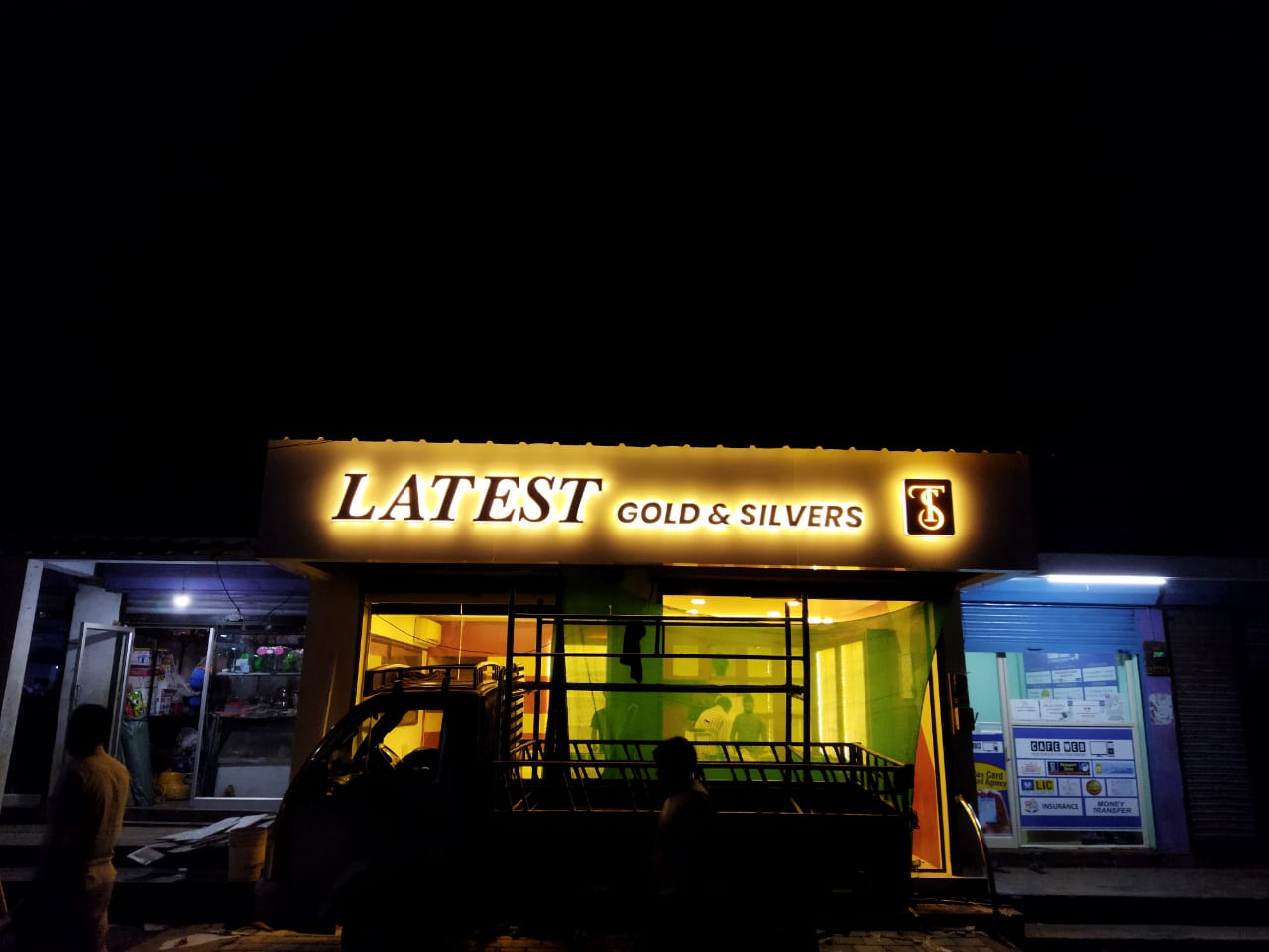 Ocean- Advertising & Metal Construction